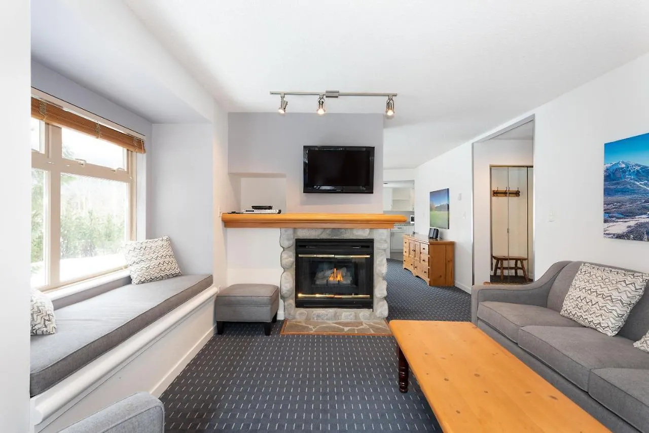 Lake Placid Lodge By Whiski Jack Whistler Apartment