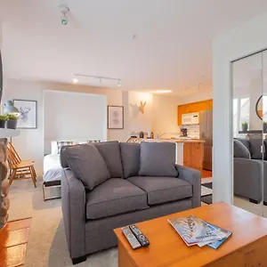  Holiday home Eagle By Outpost