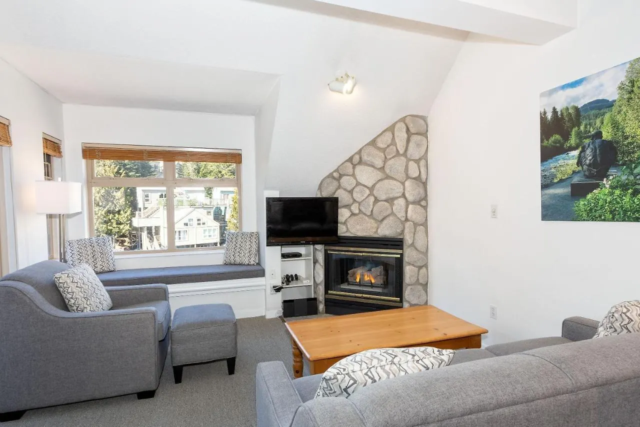 Lake Placid Lodge By Whiski Jack Whistler Apartment