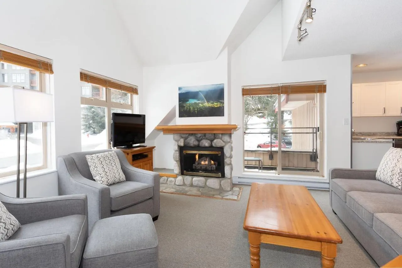 Lake Placid Lodge By Whiski Jack Whistler Apartment