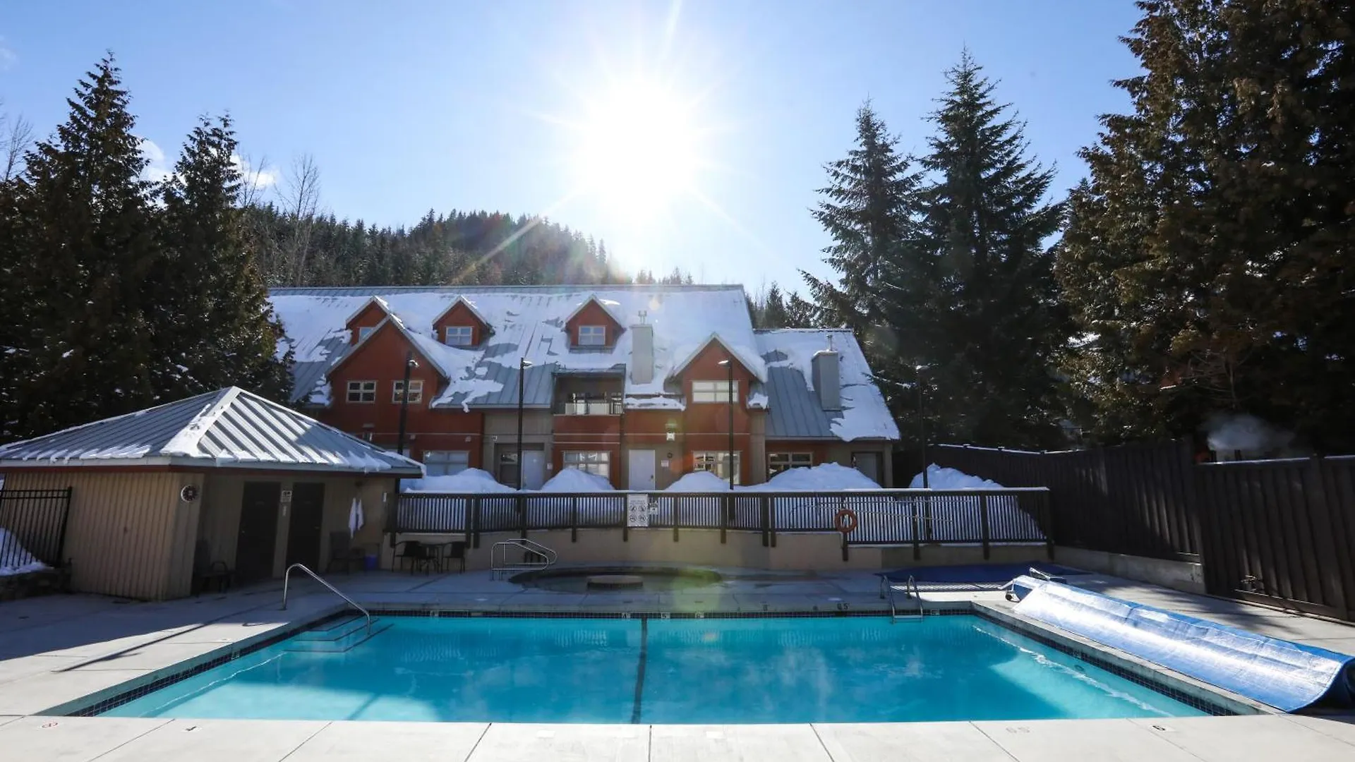 Lake Placid Lodge By Whiski Jack Whistler Apartment
